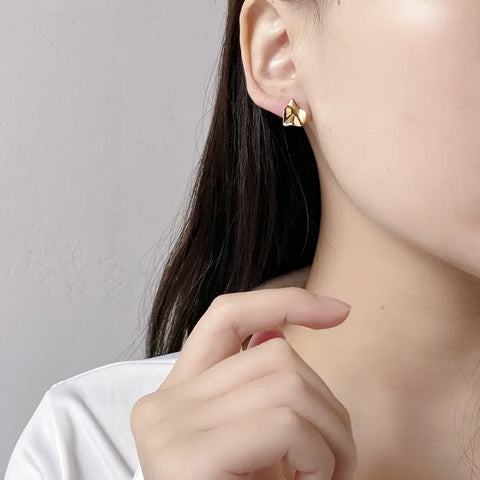 Sterling Silver Irregular Plating Ear Studs in 2 colors Sterling Silver Irregular Plating Ear Studs in 2 colors